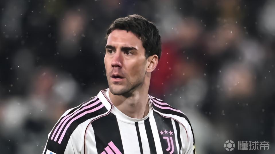 佩杜拉:DV9会评估多份海外报价,也和那不勒斯进行了沟通